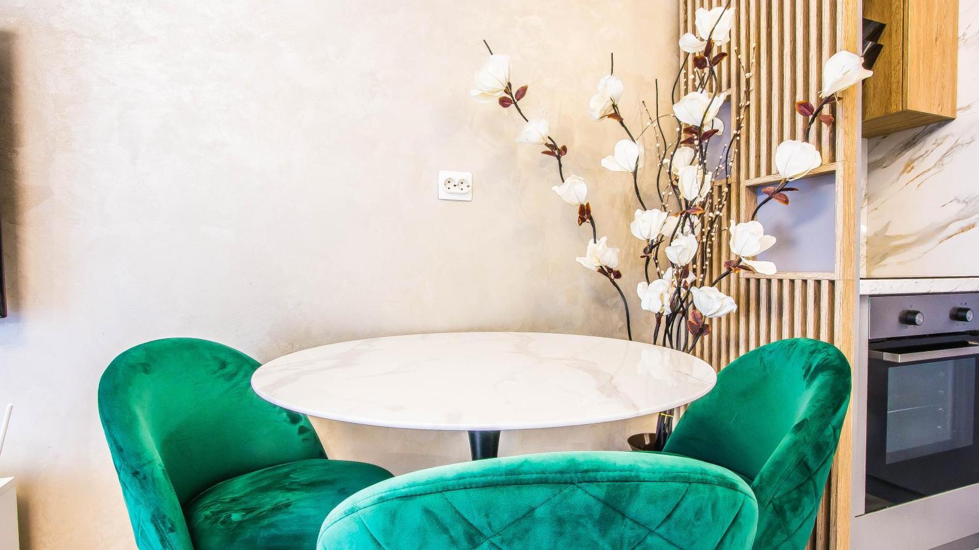 Luxury / Mihai Bravu Apartmens Bucharest Exterior photo